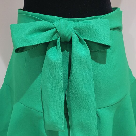 Zara Mini Skort Ruffle Hem and Bow Size Medium Green NEW Colorful Playful Girly - Picture 7 of 10